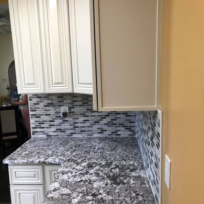 Antique-white cabinets, lattice backsplash — photo 6 of 6, by GT Stone and Cabinets Installation in South Amboy, NJ