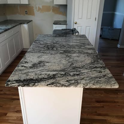 White cabinets, Viscont White granite — photo 7 of 10, by GT Stone and Cabinets Installation in South Amboy, NJ